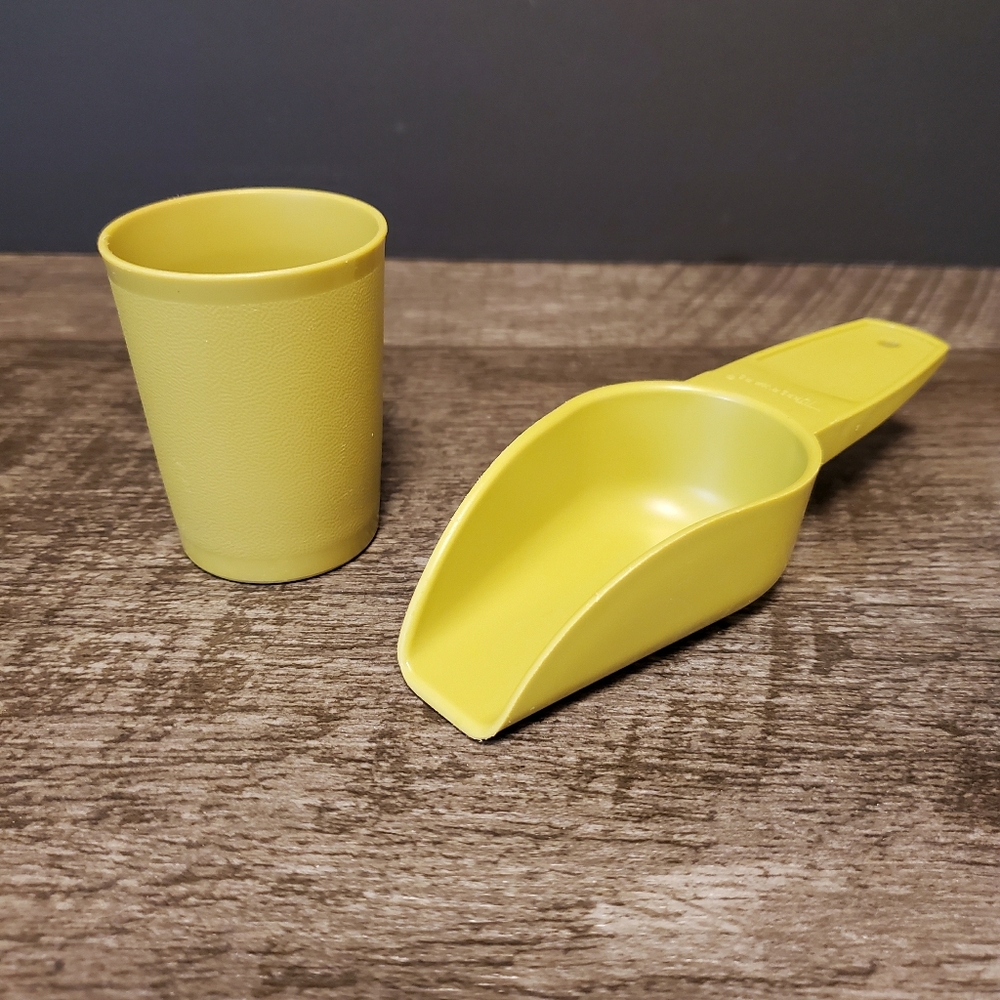 Tupperware Green Toy Cup #1503 and Scoop #878